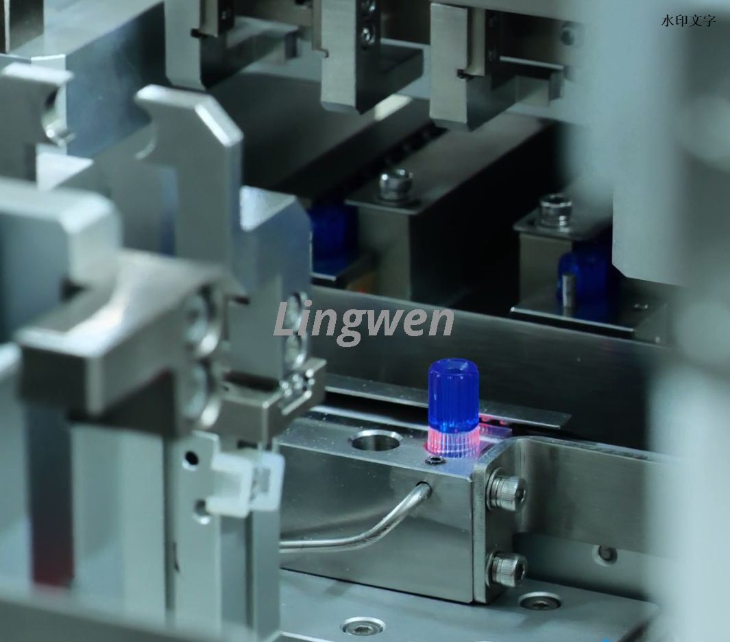 Montagemaschine für medizinische Verbindungsschläuche